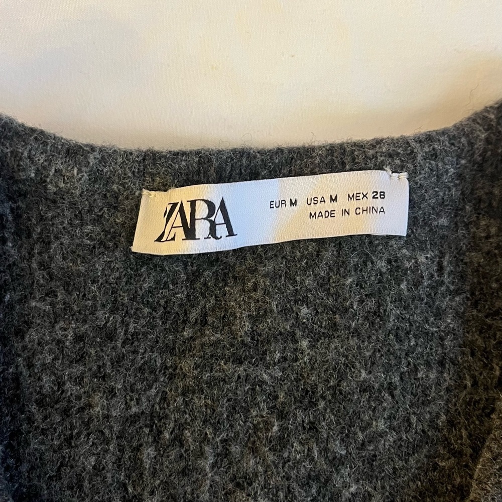 Zara Knit Vest - Picture 3 of 3